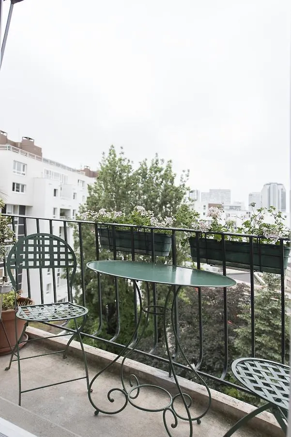 Veeve - Apartment Near Pont De Grenelle Paris
