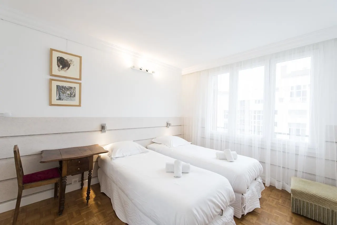 Veeve - Apartment Near Pont De Grenelle Paris