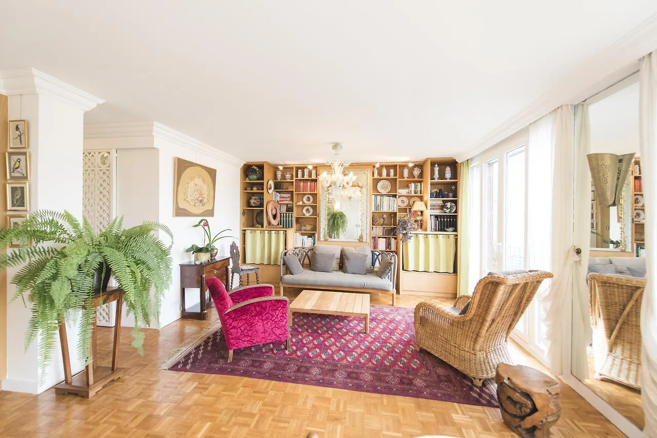 פריז Veeve - Apartment Near Pont De Grenelle